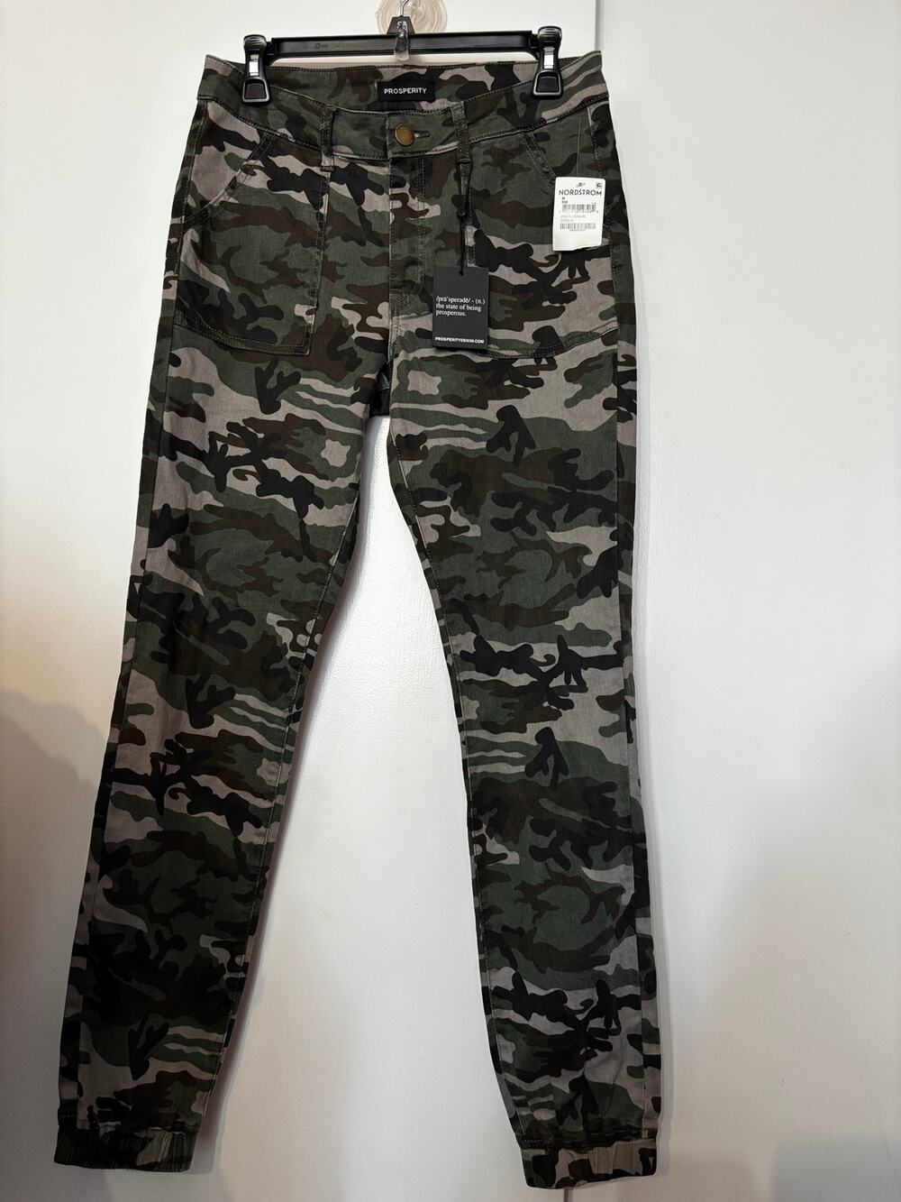 NWT Prosperity Denim Camo Print Jogger Jeans M